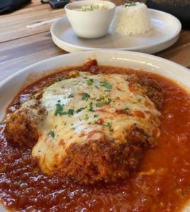 Eskina Restaurant Bar 02